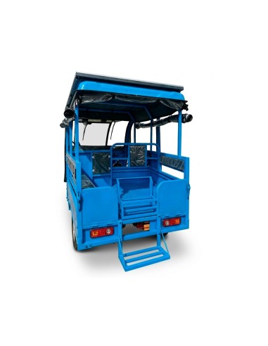 Triciclo eléctrico multi-propósito con energía solar